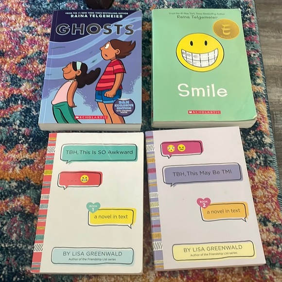 Preowned book lot - Picture 1 of 2